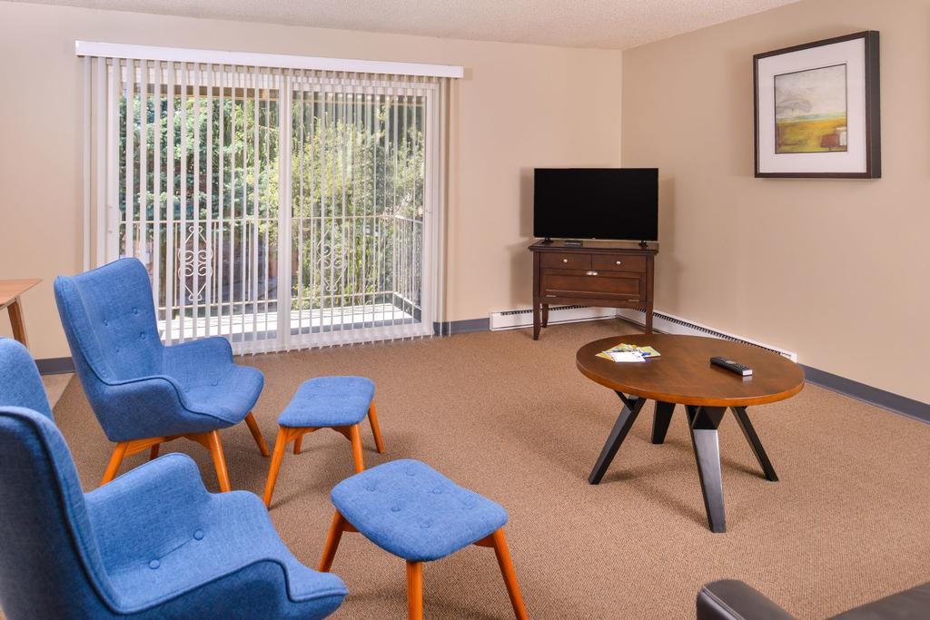 Sunrise Garden Suites 塔奇拉 外观 照片