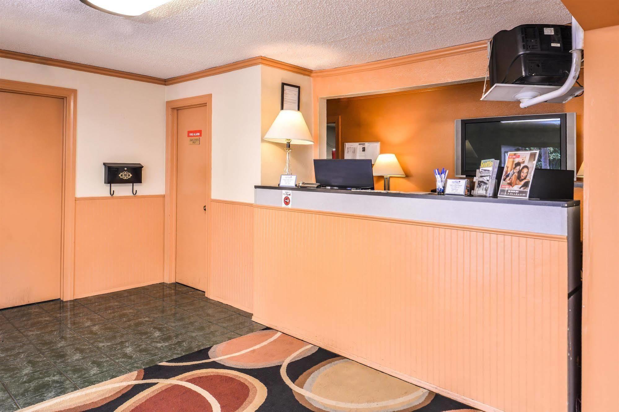 Sunrise Garden Suites 塔奇拉 外观 照片