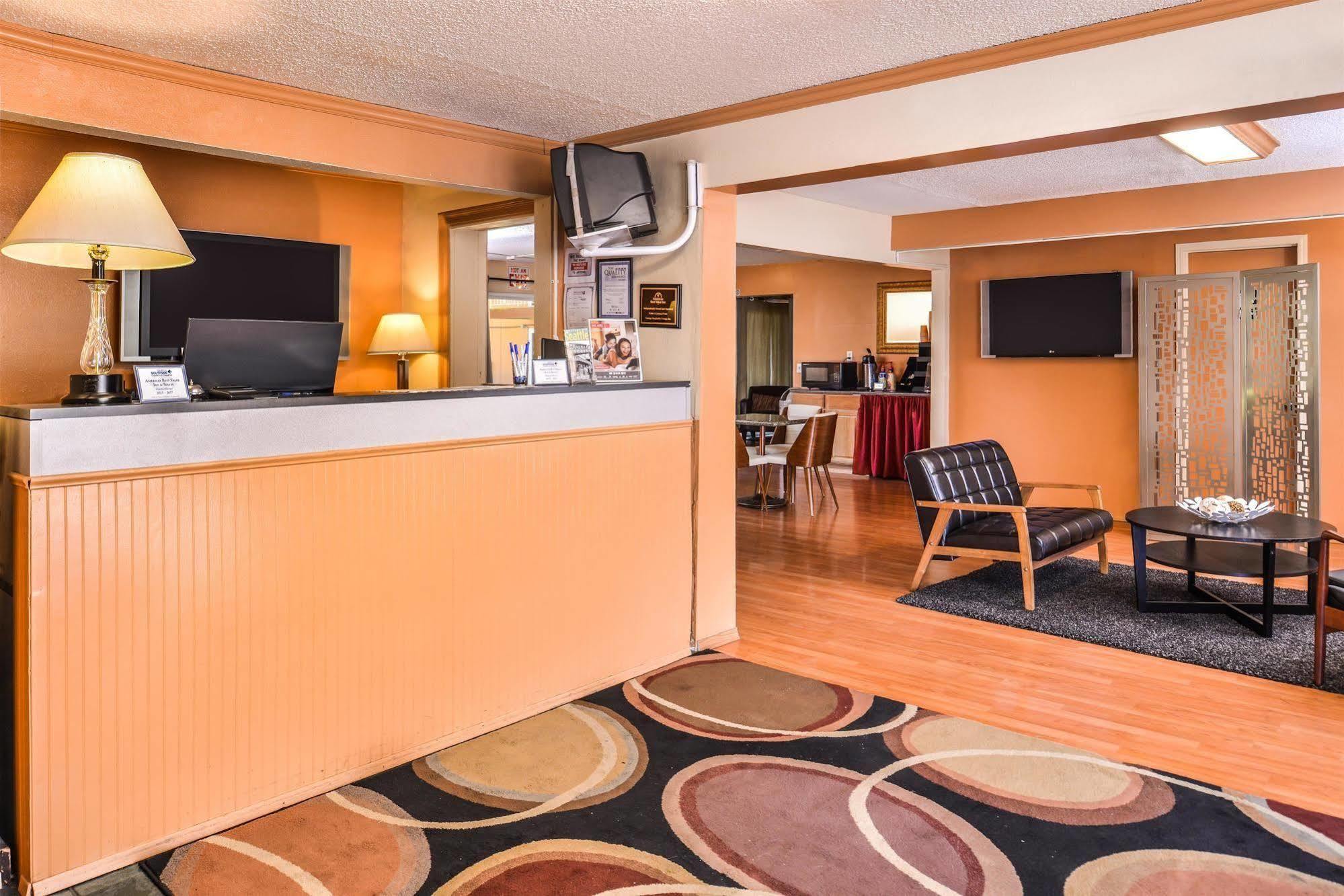Sunrise Garden Suites 塔奇拉 外观 照片