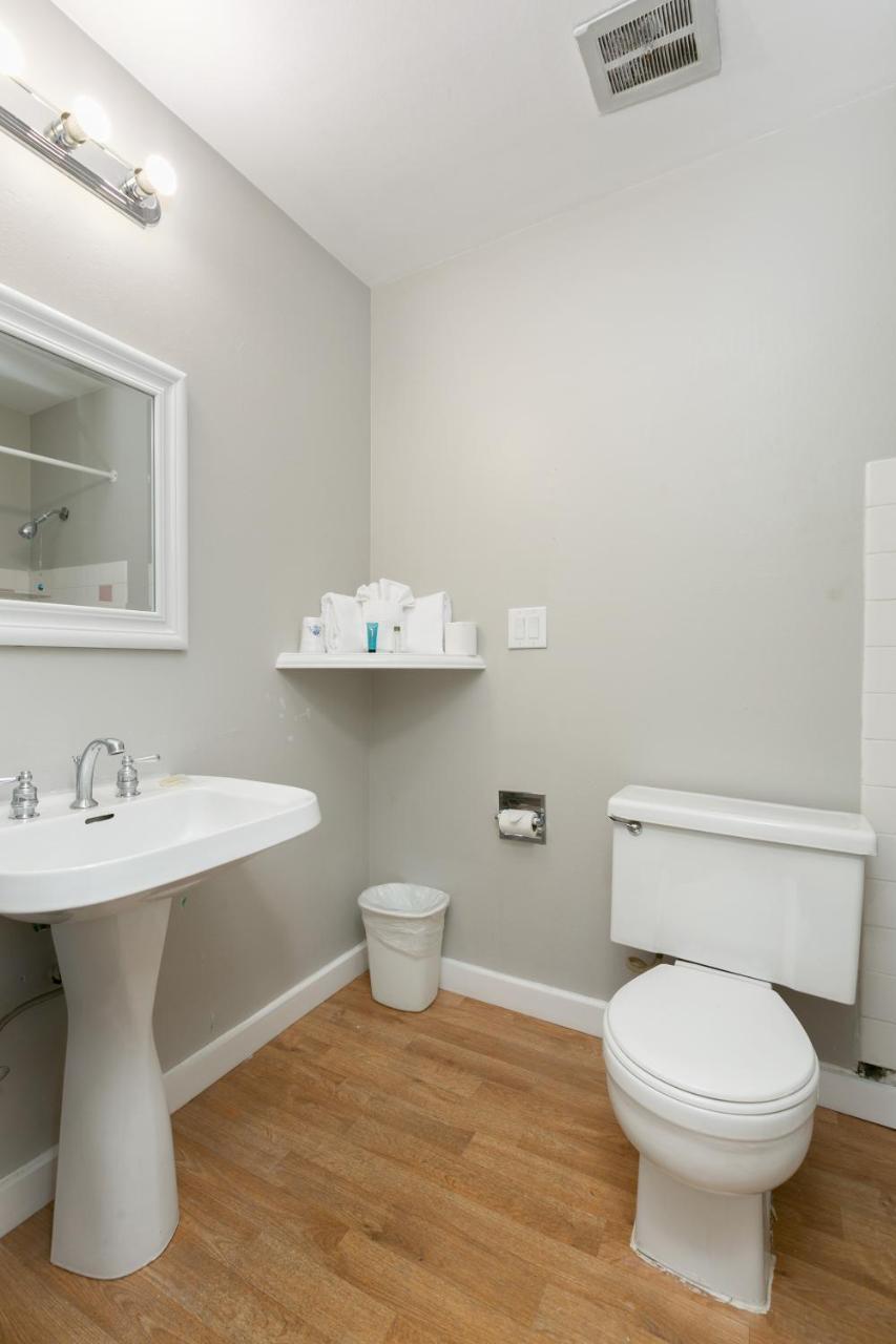 Sunrise Garden Suites 塔奇拉 外观 照片