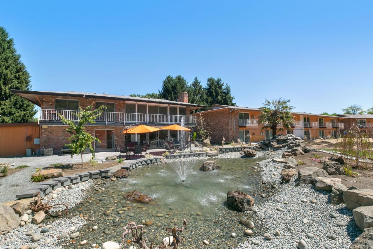 Sunrise Garden Suites 塔奇拉 外观 照片